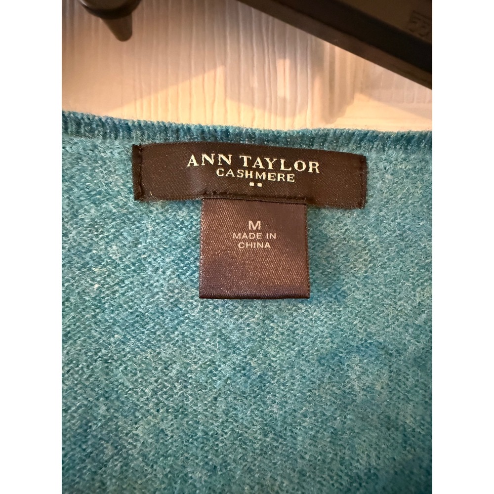 Ann Taylor Cashmere V-Neck Sweater Teal Blue Long Sleeve Pullover Medium